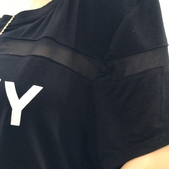 DISNEY T-shirt - Picture 4 of 6